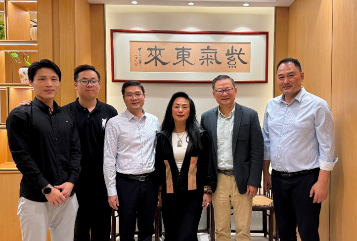 悦榕集团创始人张齐娥女士莅临我司参观交流